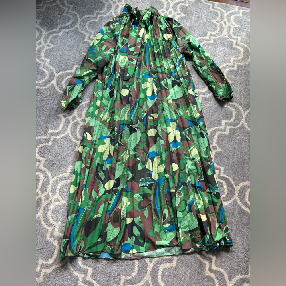 Pucci Print Size XL Pleated Lined Maxi Dress
